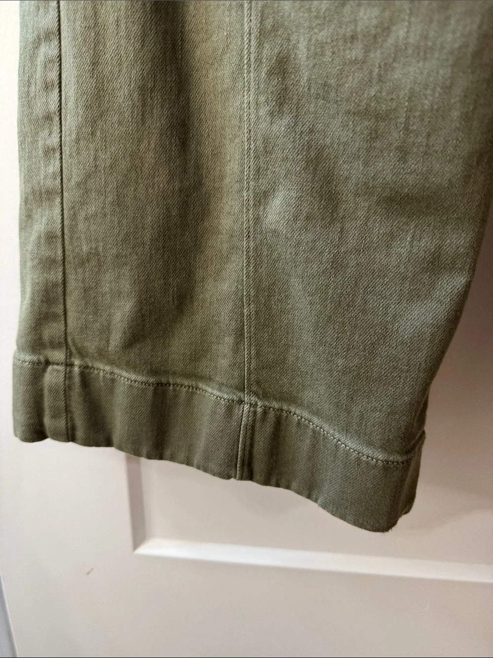 American Eagle Low Rise Baggy Wide Leg Olive Jeans 26x30